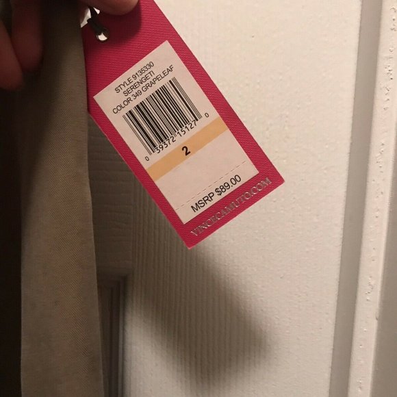 NWT Vince Camuto Green high waisted shorts size 2 - Picture 2 of 2